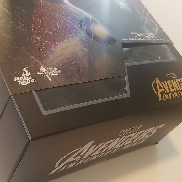 Thor 1/6 scale collectible figure MMS 474 - Picture 11 of 11